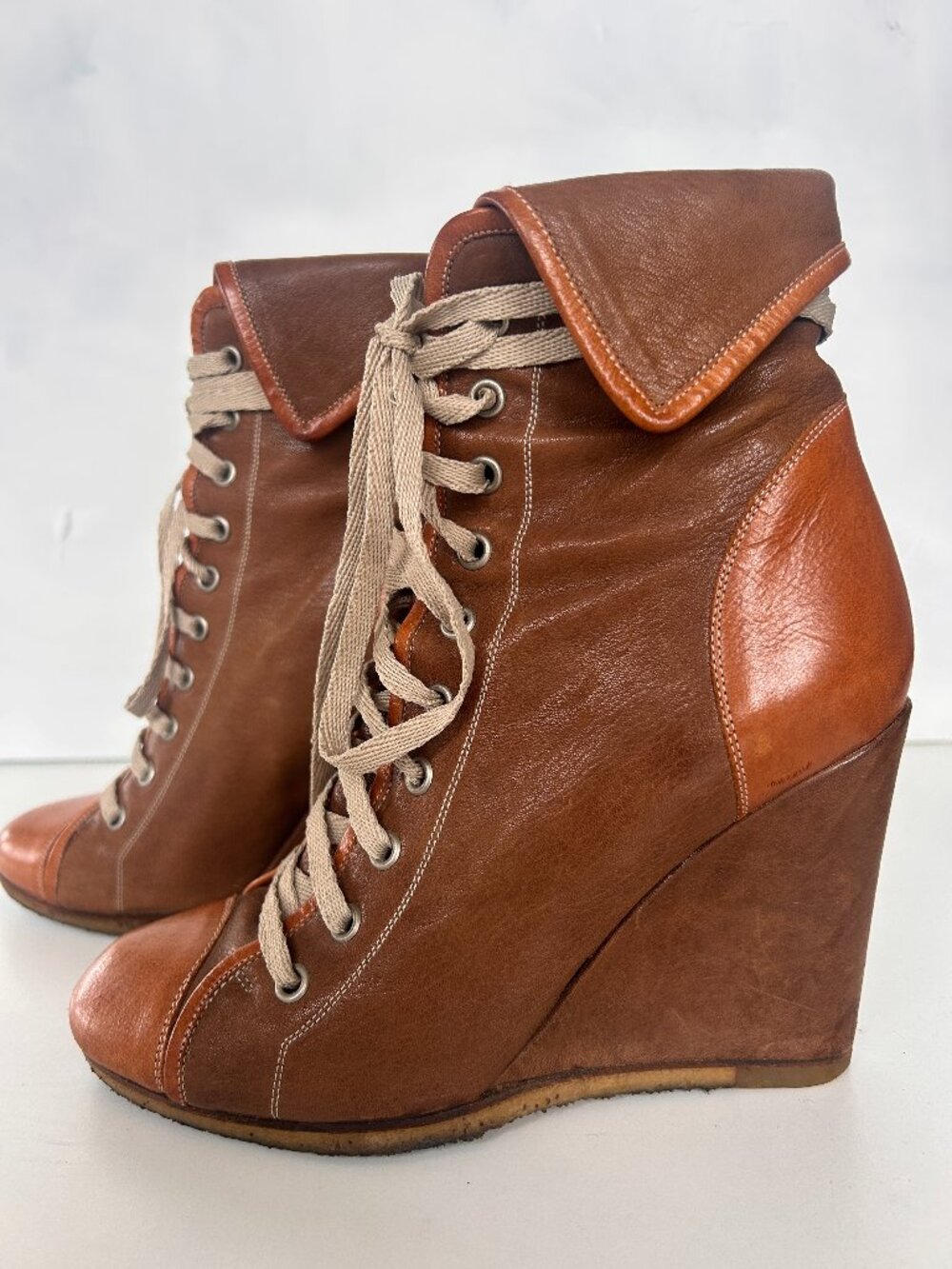 Chloé Fall/Winter 2009 Two-Tone Leather Lace-Up Wedge Ankle Boots